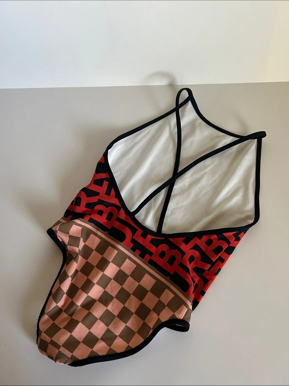 Burberry White and Black Lined Top with Red Accent